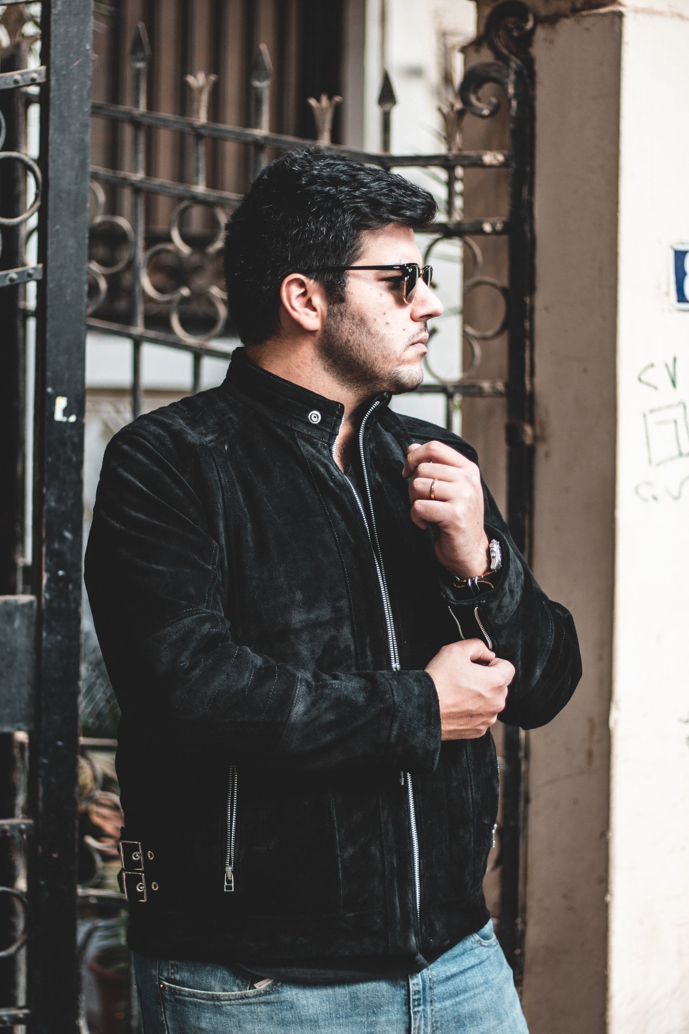 Own the Season: Statement Looks with Leather Jackets