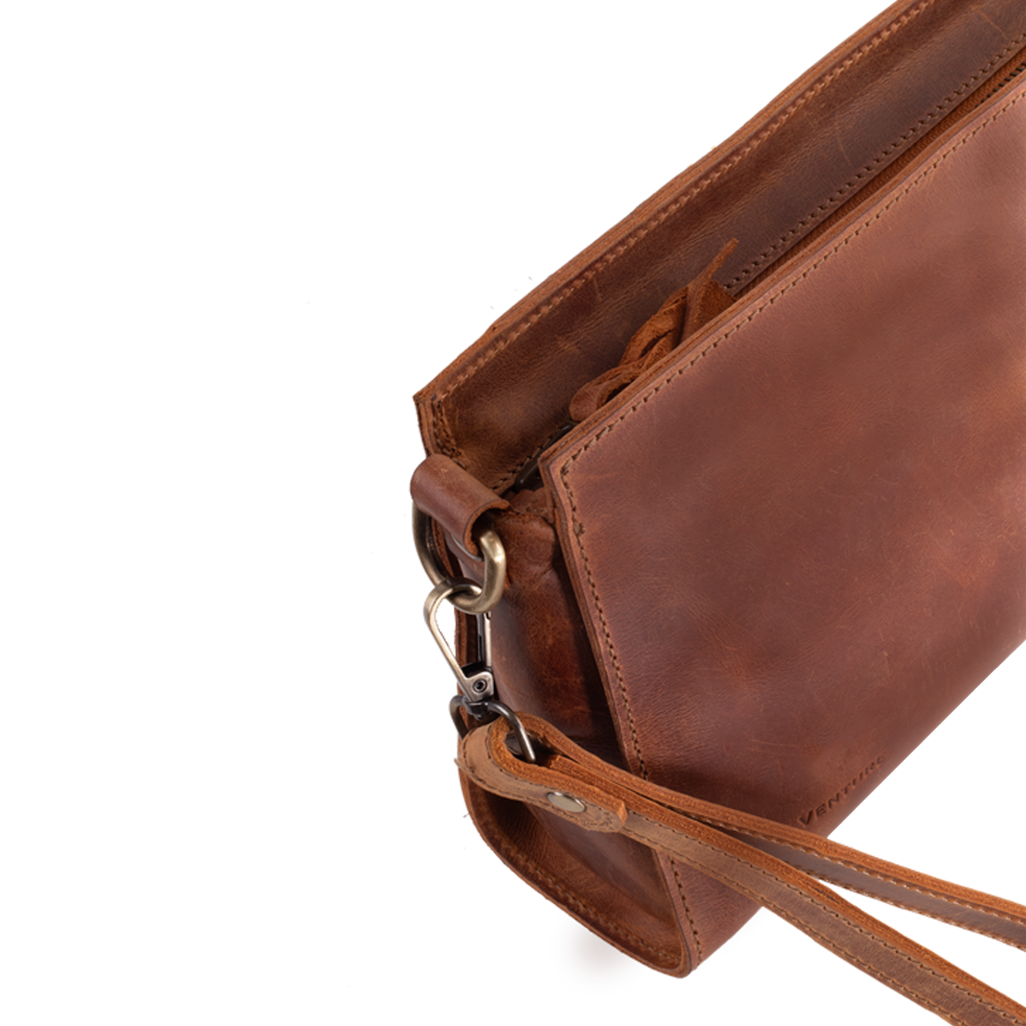 The "Cécilia" handcrafted leather clutch