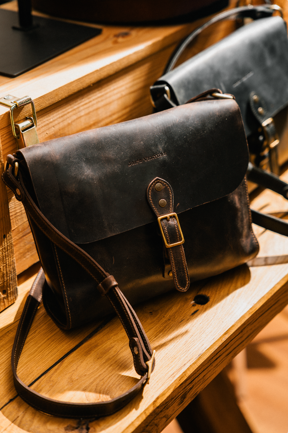 The "Amalfi" handcrafted leather bag