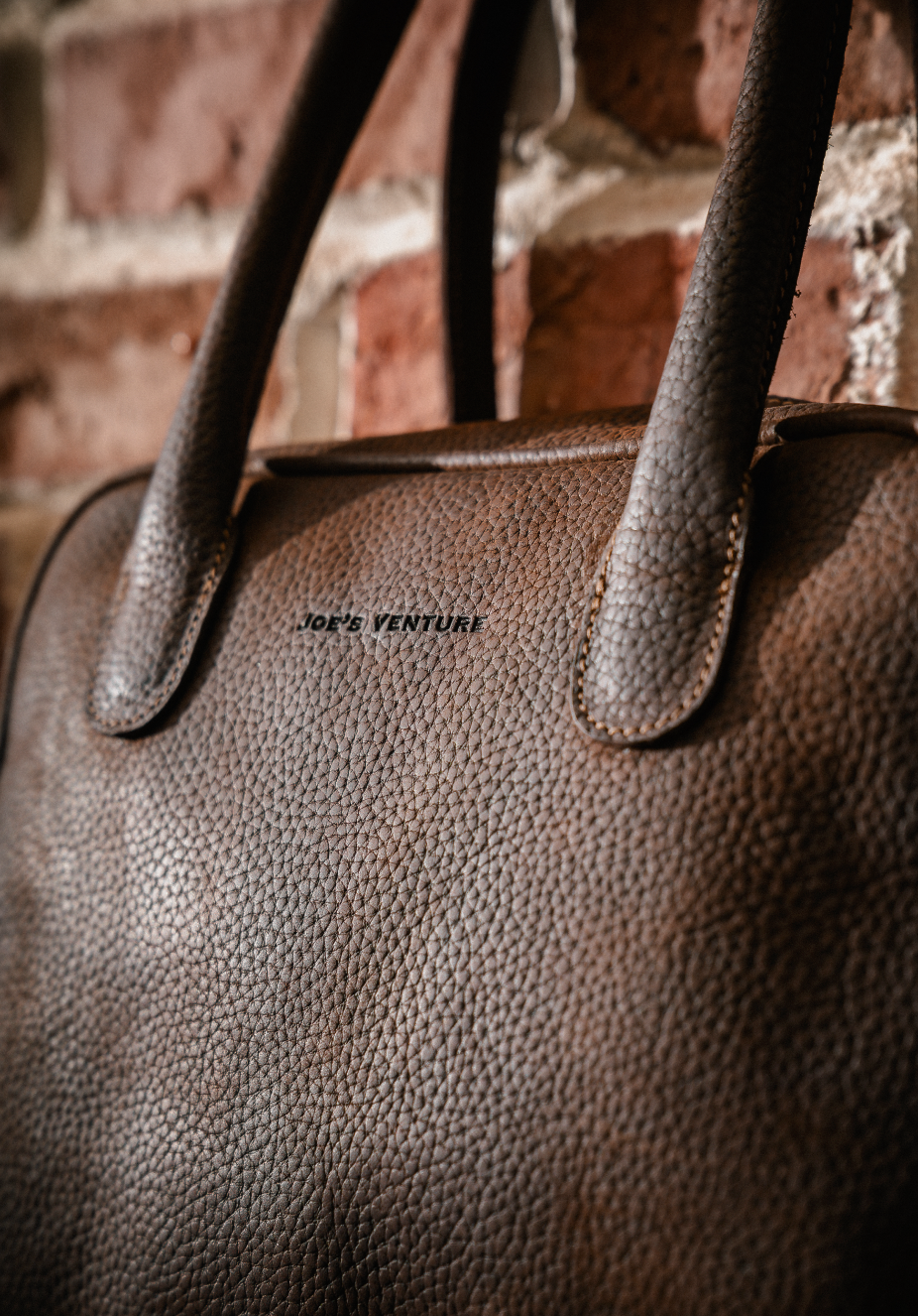 The "Boston" handcrafted leather bag