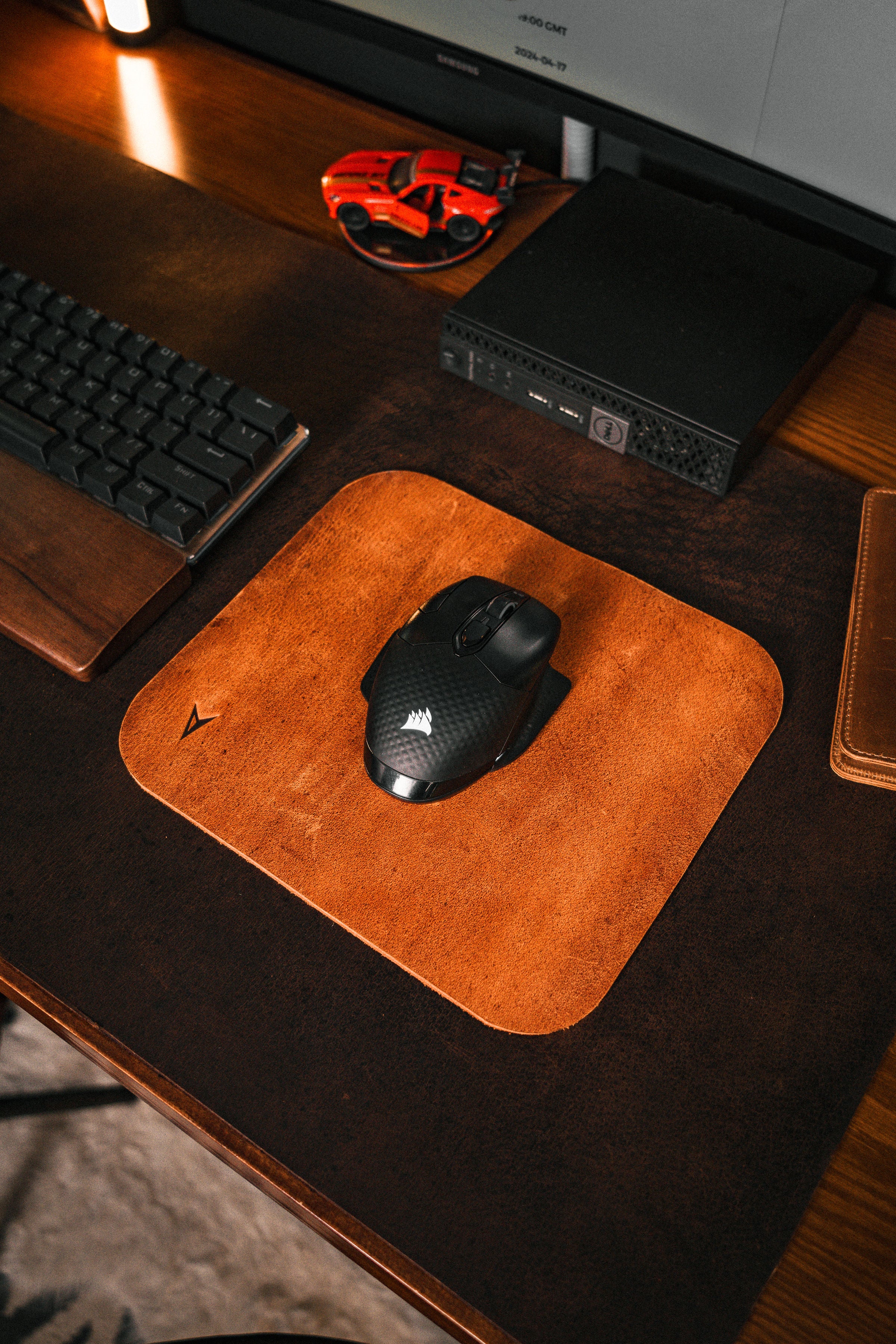 Full-Grain Leather Mouse Pad