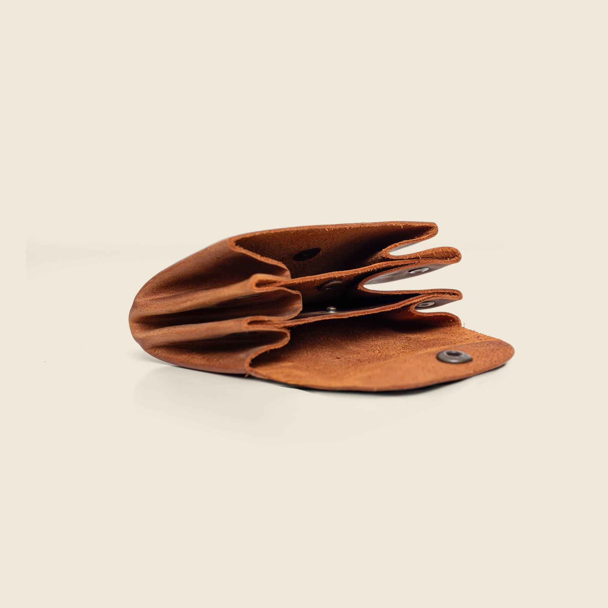 The W1 Stitchless Vintage Wallet